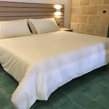 Th - Venus Sea Garden Hotel