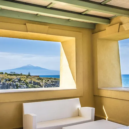 Th - Venus Sea Garden Brucoli