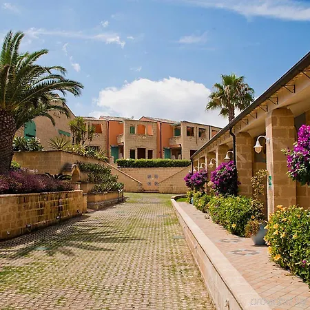 Th - Venus Sea Garden Hotel 4*